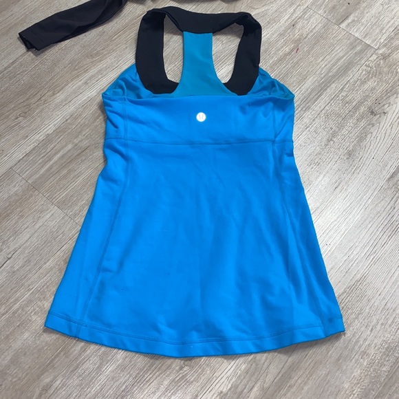 Lululemon baby blue top sz 4 - Picture 2 of 3